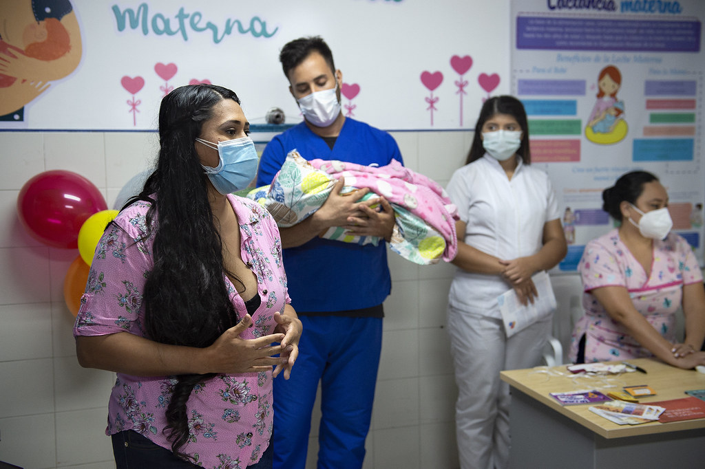 Médicos trabajando